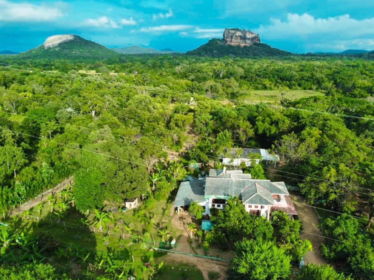 Sinhagiri Villa Sigiriya Luaran gambar